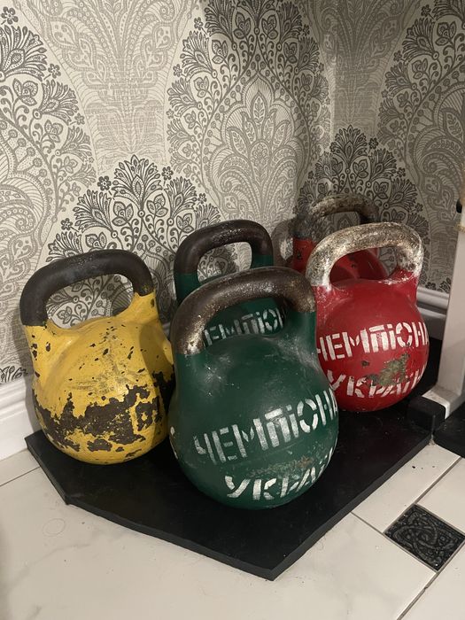 Спортивні гирі (кг: 16, 24, 32, 58)