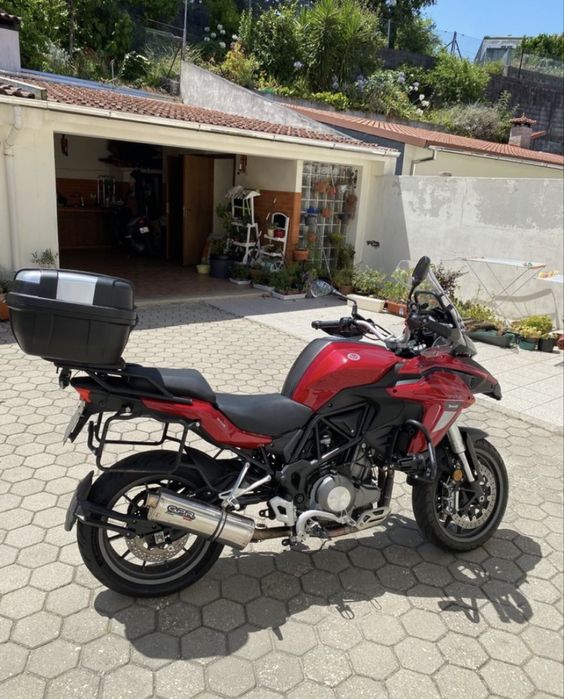 Mota Benelli TRK 502