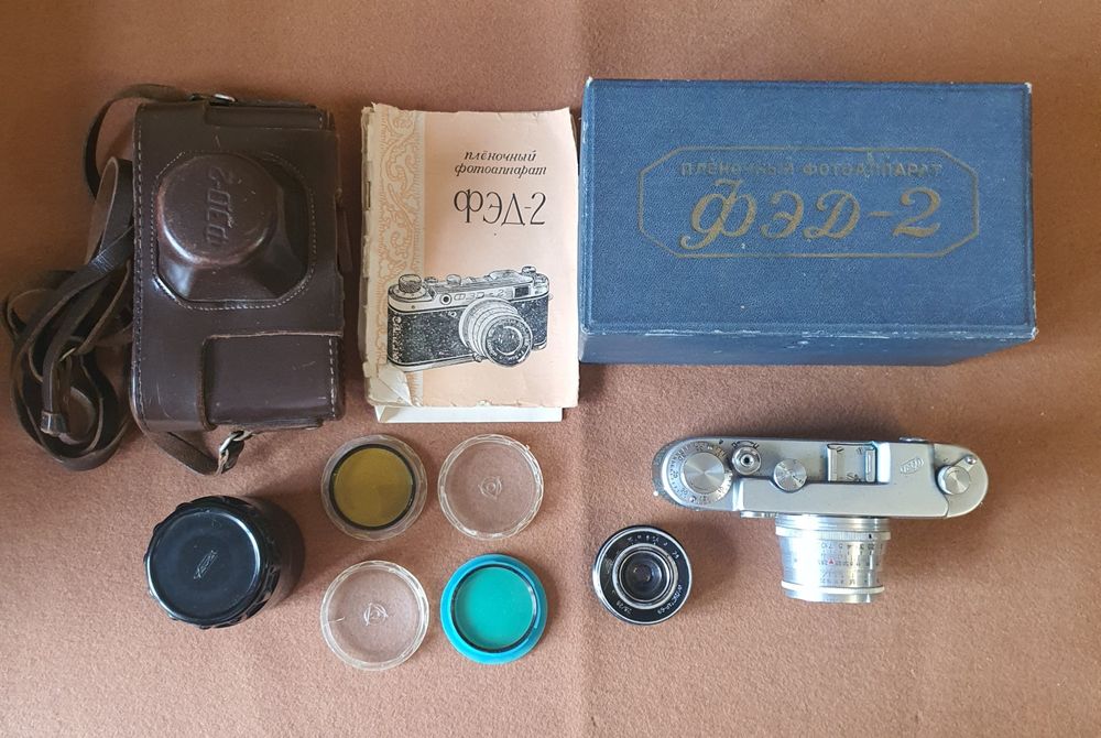 Продам фотоаппарат и аксесуари.
