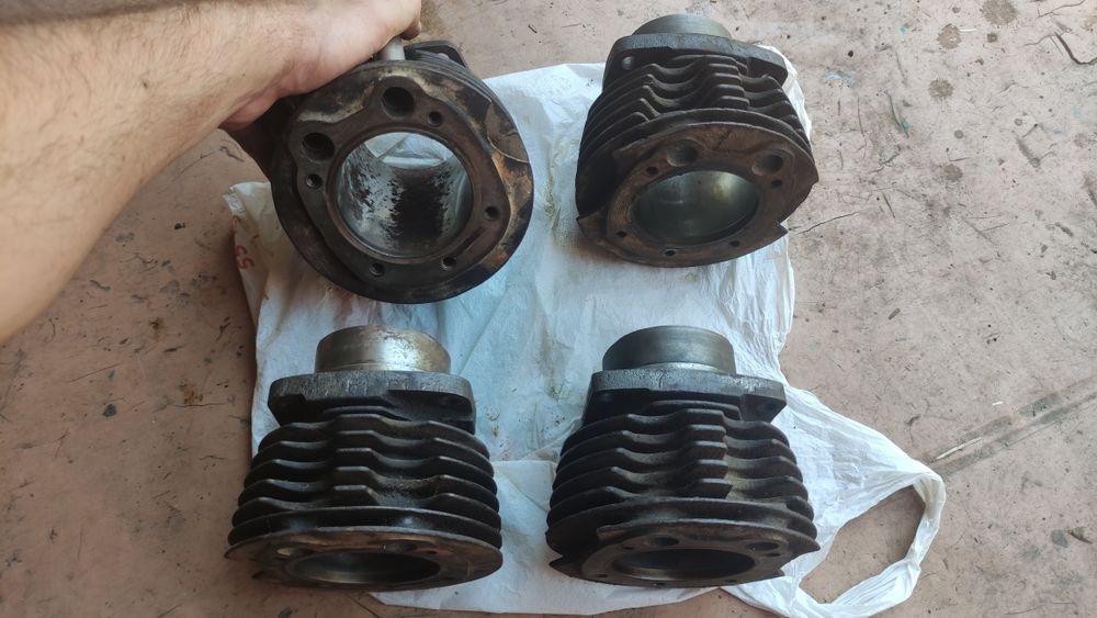 Циліндри мото Урал