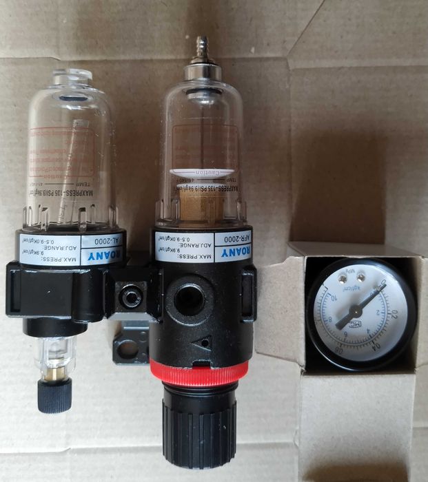 Блок подготовки воздуха . Редуктор . Фильтр с редуктором