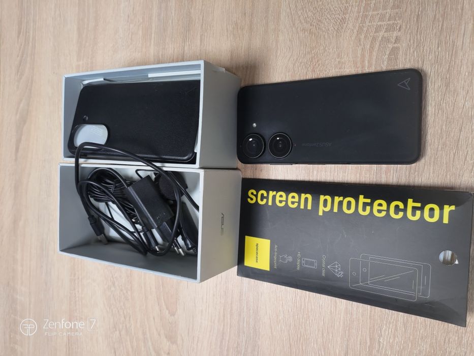 Asus ZenFone 10  8/256 czarny