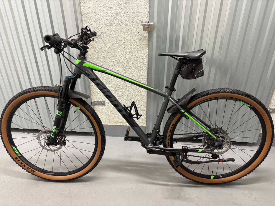 Giant Terrago 29  2018  rama M~ FOX ~XT~