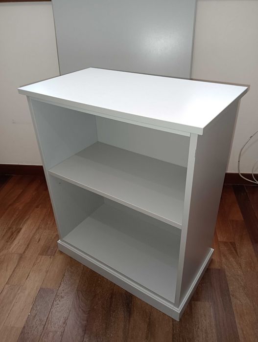 Secretária cinza claro VEBJÖRN – usada