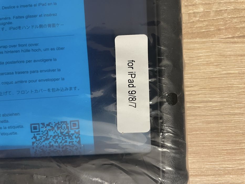 Pokrowiec futerał na tablet iPad 9 8 7 NOWE