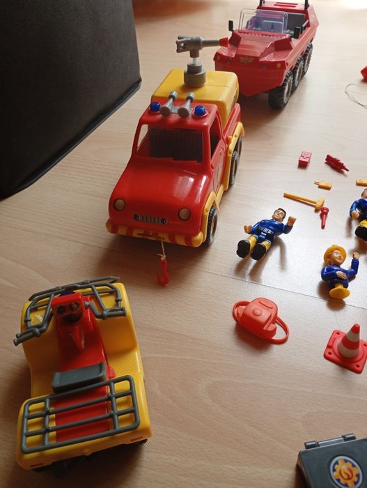 Pojazdy z bajki strażak Sam. Figurki i pojazdy z bajki.