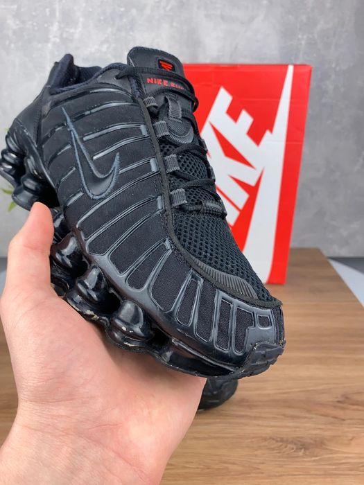 Buty Nike Shox TL r. 42 - czarne sneakersy sportowe