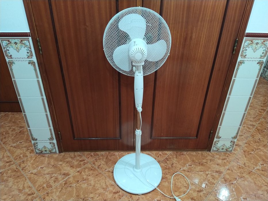 Ventoinha ventilador de pé alto ar condicionado casa quarto apartamento vivenda escritório gabinete carro cozinha.