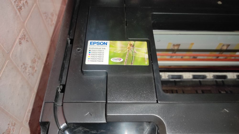 Принтер Epson  Stylus  Poto RX610
Принтер у робоч