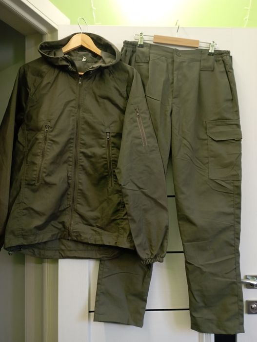 Військовий одяг 50-52 розмір.Берці 40 розмір.