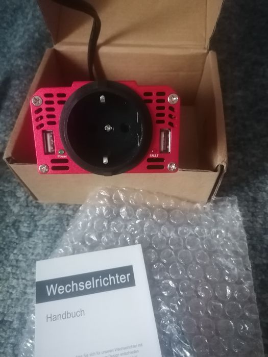 Інвертор автомобільний 12/220В 300W