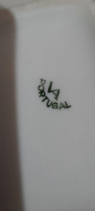 Raro Guarda Jóias VISTA ALEGRE, Pintado à Mão, c/ detalhes a OURO 1947