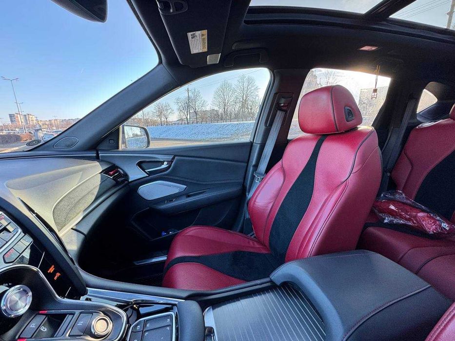 2021 Acura RDX можливо з ПДВ