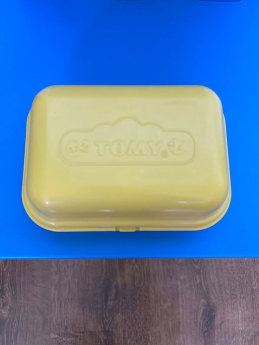 Zabawka sorter Tomy wesołe jajeczka