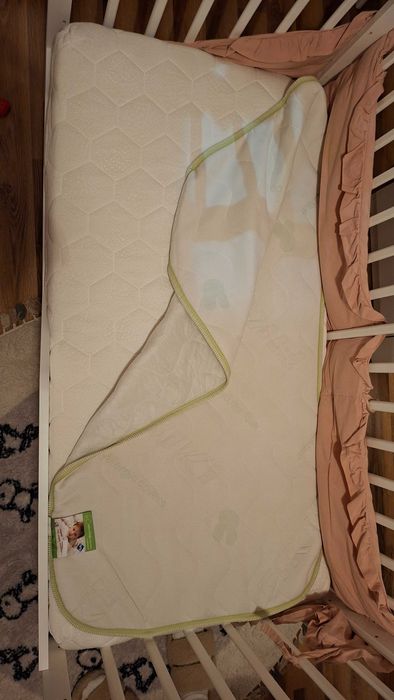 Łóżeczko dziecięce drewniane 120x60