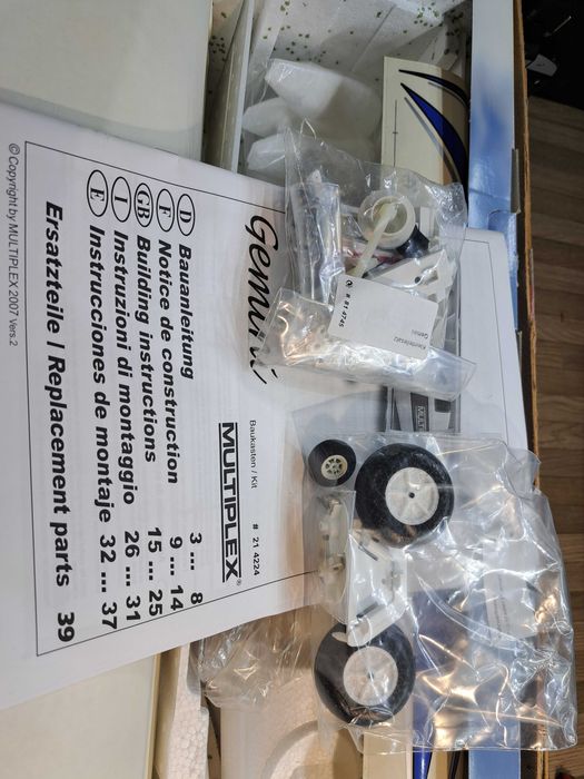 Multiplex Gemini samolot RC