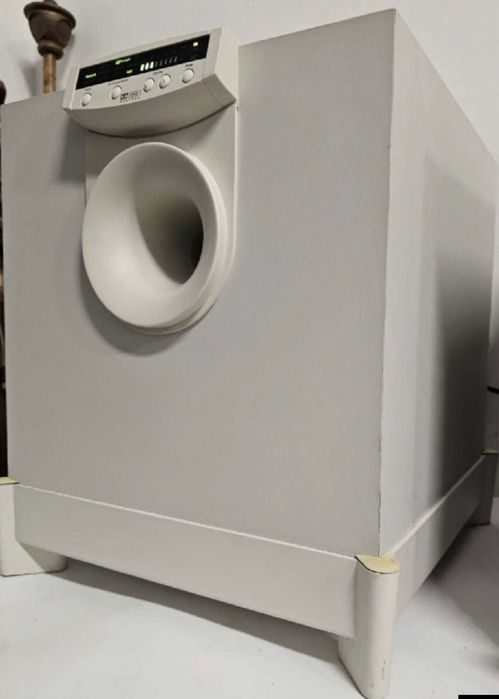 Subwoofer aktywny JBL SUB 333