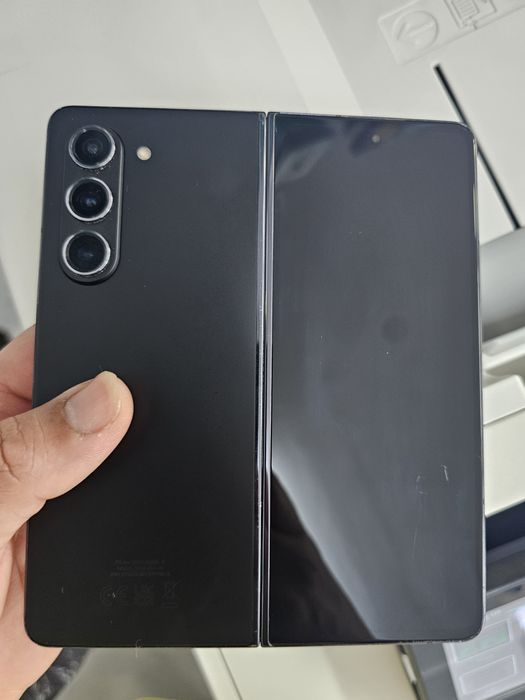 Galaxy Zdold 5. 512gb