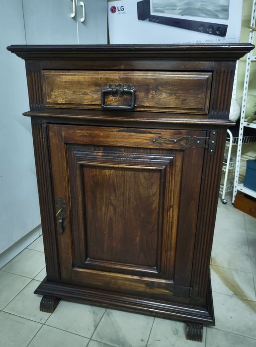 Vintage Mahogany Sideboard - Furniture
