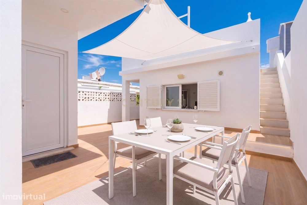 Moradia Remodelada à Venda – Olhão