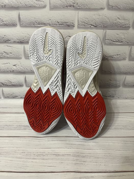 Nike Kyrie 8 — оригінальні баскетбольні кросівки, нові. Великий розмір