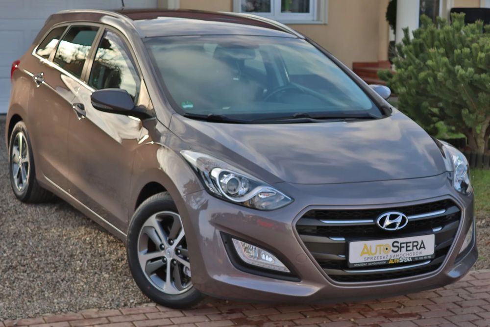 Hyundai I30 1.6 gdi • Kamera • Navi • Oryginał • Salon Niemcy • Niski przebieg