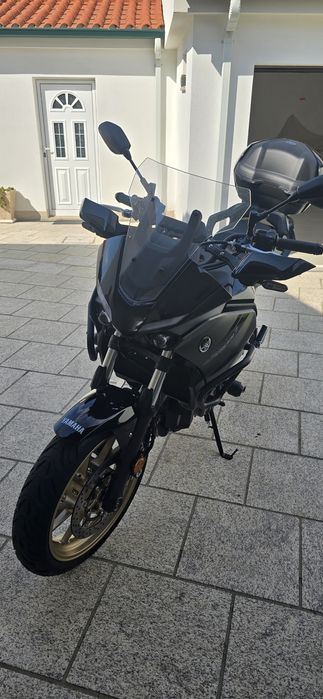 Moto yamaha tracer 7