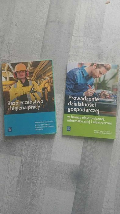 Sprzedam podręczniki