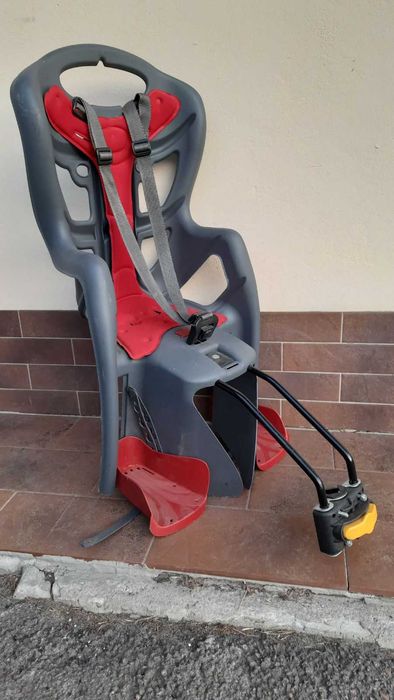 дитяче велосидіння з кріпленням