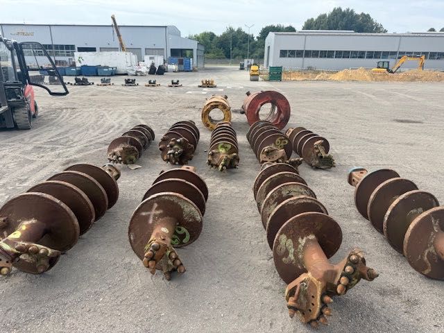 Świder startowy do wiertnicy bauer do pali CFA 600mm