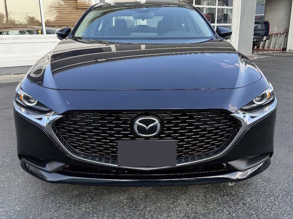 Mazda 3      2021
