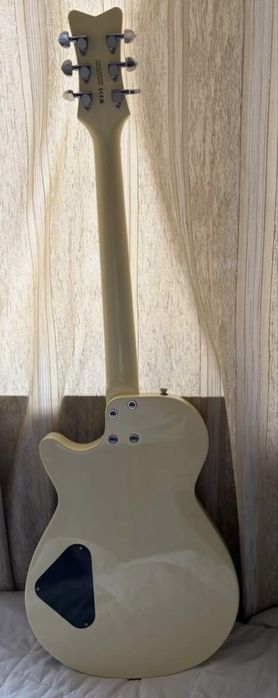 Gretsch Streamliner + Harley Benton Victory