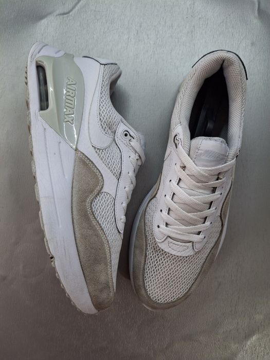 Кроссовки Nike Air Max Systm White
ОРИГИНАЛ 
Отлично подходят для заня