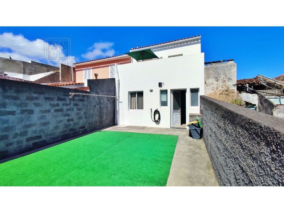 ANDAR de MORADIA T2 MOBILADO para ARRENDAR - Santa Cruz, Lagoa, Ilh...