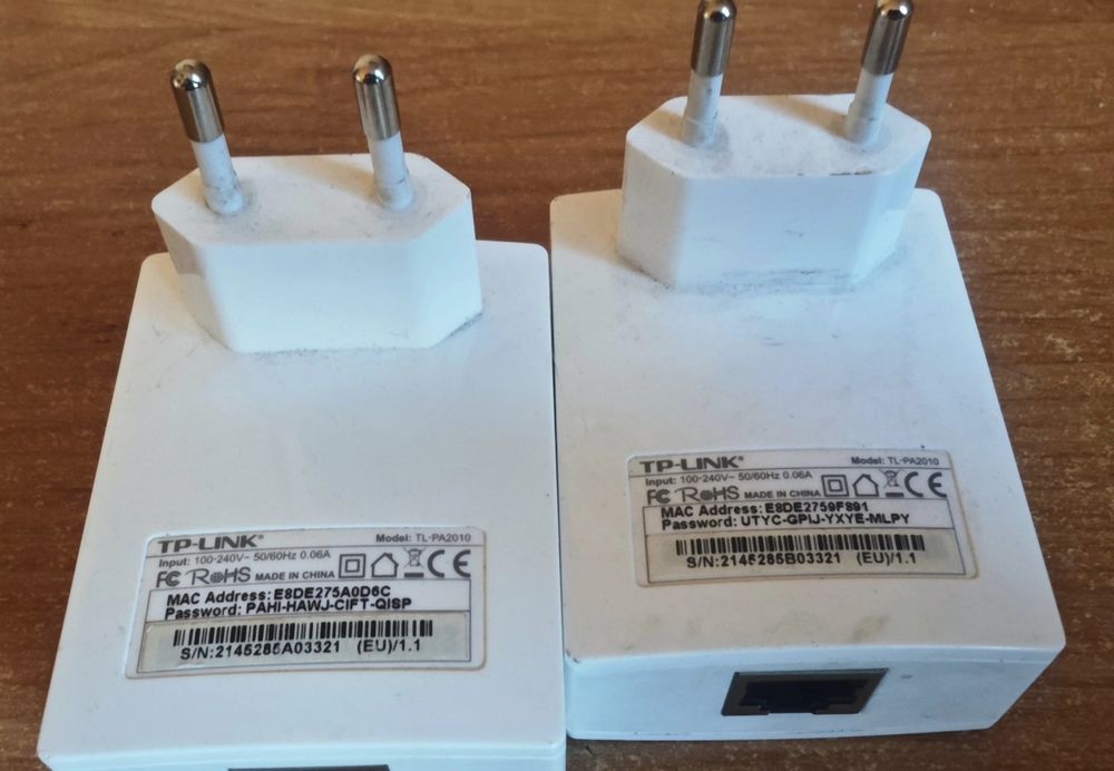 Transmiter sieciowy PowerLine Tp-link TL-PA4010 2 sztuki