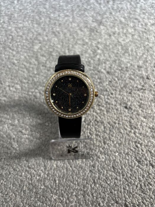 Nowy czarny zegarek damski