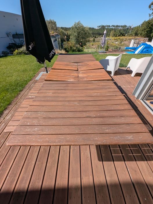 Mesa Exterior extensível com Bancos