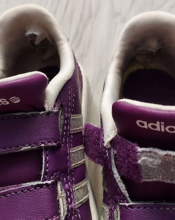 Buty adidas na rzepy, rozmiar 25