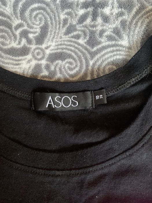 T-shirt asos z holo nadrukiem
