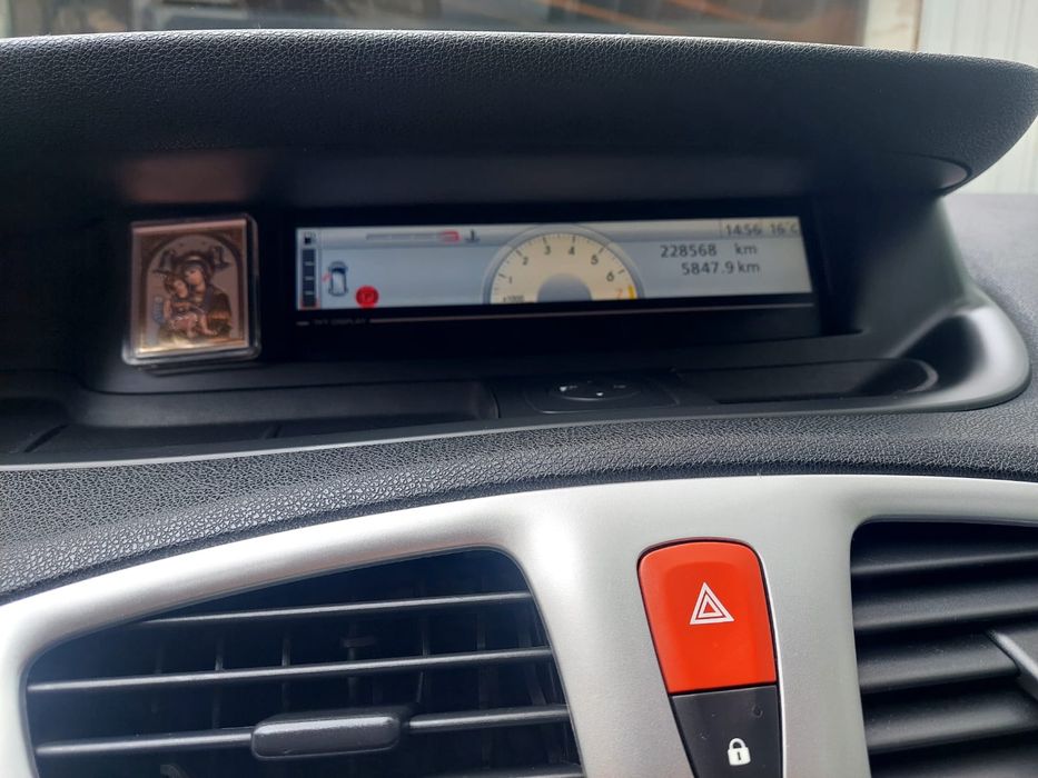 Renault Megane Scenic