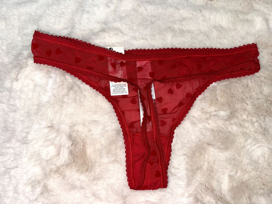 Marks & Spencer czerwone stringi nowe XS