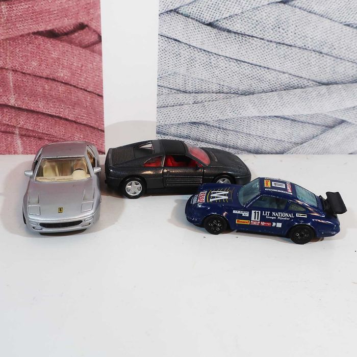 Conjunto 3x Carros Miniatura Ferrari + Porsche