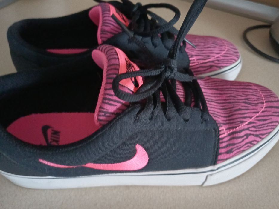 Nike bdb stan damskie