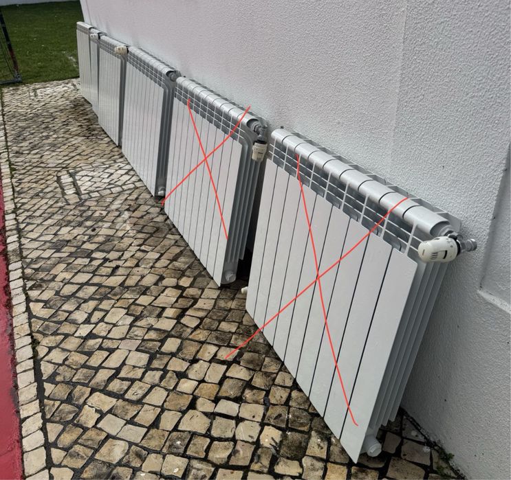Radiadores a água em optimo estado 60cm entre eixos