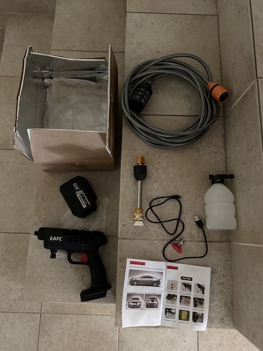 Pistola bateria de pressão para lavar carros, muros, etc