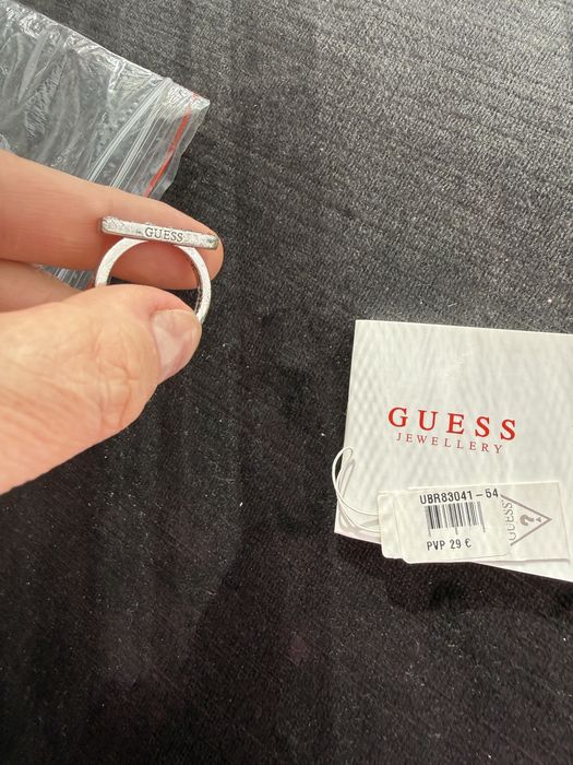 Anel Guess original
