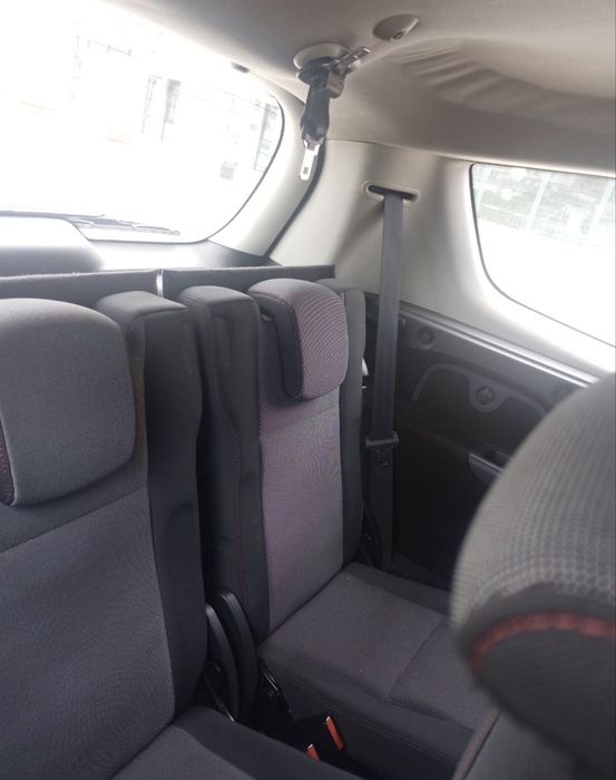 Renault scenic 7 lugares — photo 5