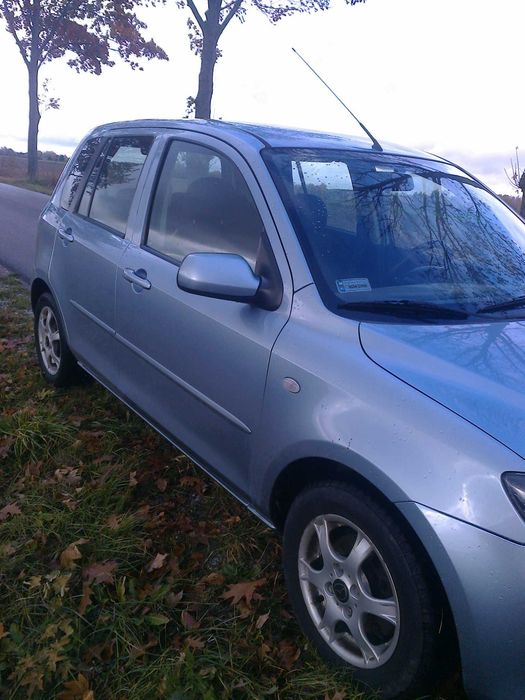 Mazda 2 1,4b + lpg 2006r.