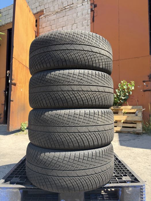275/45 R20 Yokohama Advan Winter V 907 Japan 25 год! Шины зимние!