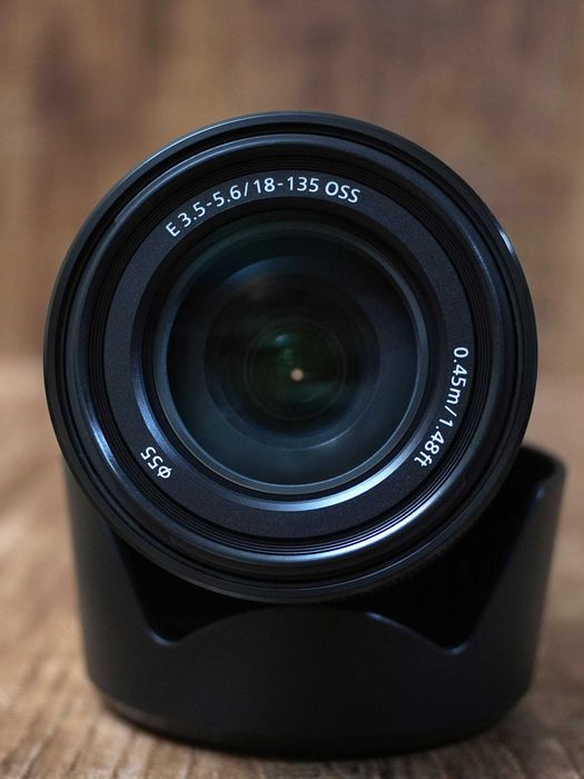 SONY E 18-135mm f/3.5-5.6 OSS . E-mount . Fast AF . Оригiнал . ІДЕАЛ
